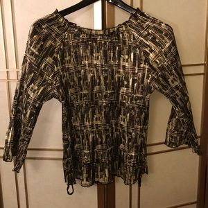 Crinkle fabric blouse